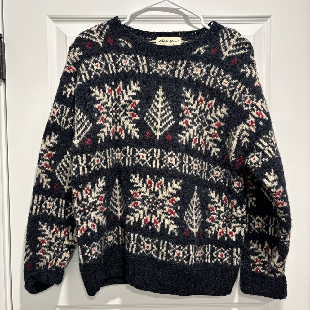 Vintage Eddie Bauer snowflake sweater